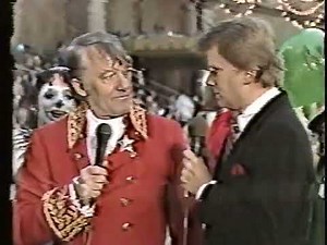 1986 Macy's Thanksgiving Day Parade clips [November 27, 1986]