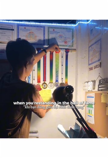 Overcoming Challenges in Math: A Silver Medalist's Journey