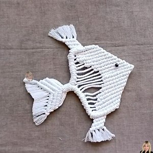 Easy and beautiful macrame fish wall hanging – perfect for home decor lovers! 🐟✨ Try it yourself and share your creation with me! 💖 #DIYMacrame | Home Decoration