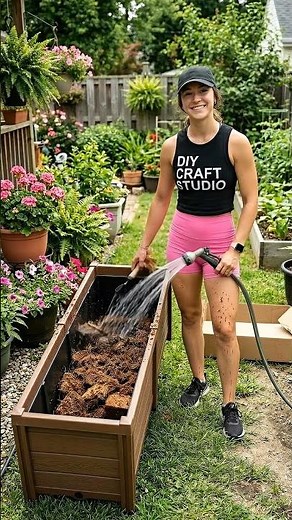 How to Use Coco Coir Blocks for the Ultimate Raised Bed Garden! 🌿✨