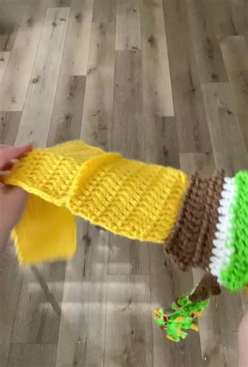 My Friends Call Me Bekah (@myfriendscallmebekah) - Taco Scarf: DIY Crochet Gift Ideas for Holidays