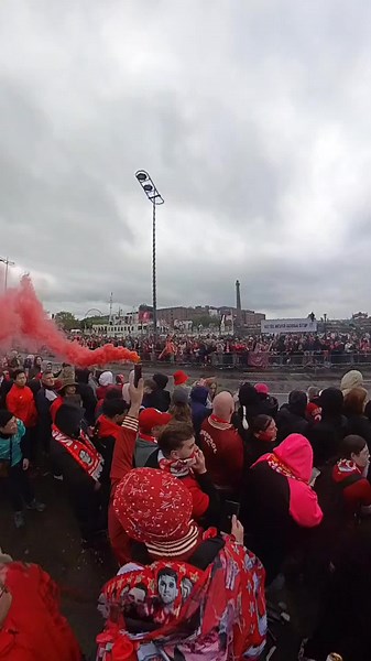 gonna be a few short and long videos from #lfc parade.filmed with amazing #insta360 camera #lfc #ynwa #lfcparade #liverpoolfc #liverbird #liverpoolparade