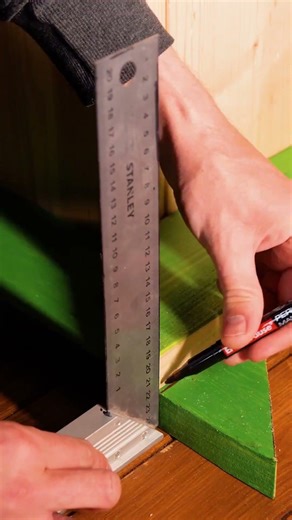 Crafting Flawless Skirting Board Connections: Tips and Tricks! 🎨