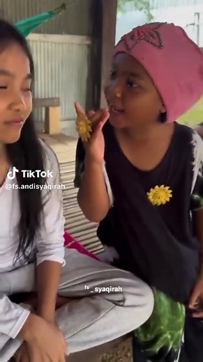 makebbong gare sumpanna puang aji🤣 @Bunda kenzo&syaqirah @da7_syaqirahhh06 @andibunga25 #da7 #dangdut #academy7 #indosiar #4u #xyzbcq #rame #fypppppppp