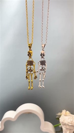 Small stylish locket and bracelet