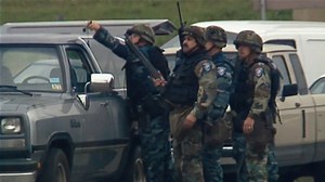 8.7K views · 203 reactions | The tragic murder of beloved Latin singer Selena shocked the world in 1995. She was shot by Yolanda Saldívar, who was captured by the police and FBI after a nearly nine-and-a-half-hour standoff. #SelenaQuintanilla #TragicLoss #MusicLegend Watch full episodes on discovery+: https://bit.ly/3HfHr6e | Love History | Facebook