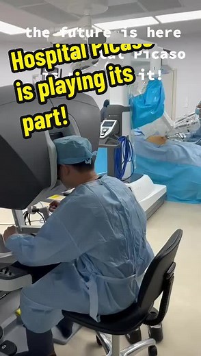 robotic surgery is here and will progress fast in Malaysia. Hospital Picaso is playing its part in pursue of excellence! #hospitalpicaso #chasurgery #roboticsurgery #minimallyinvasivesurgery #generalsurgery #generalsurgeon