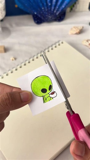 Alien Stickers dia 15 #alien #stickers #random #sketch #DIY