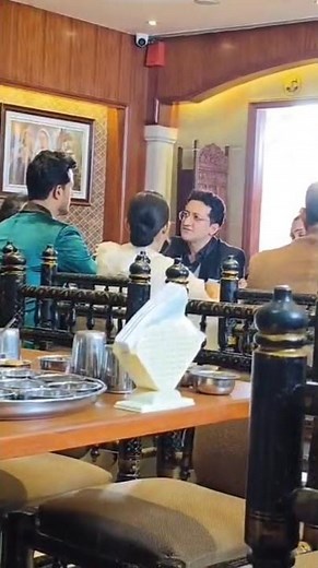 As Raj in Pehle Badla phir Mohabbat