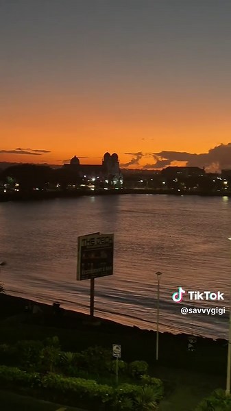 Stunning Sunset Views at Sheraton Samoa