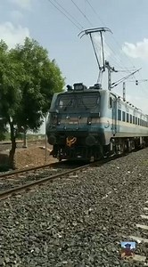 Railways creates a new world benchmark by successfully running 1st Double Stack Container Train in high rise Over Head Equipment (OHE) electrified sections 🚊 Govt under PM Narendra Modi ji propels innovation, speed & customisation in freight operations https://pib.gov.in/PressReleasePage.aspx?PRID=1630909 | Piyush Goyal