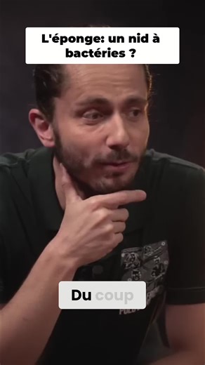 L'éponge? C'est fini! Un nid à microbes pire que le cul d'une poule. Passez à la microfibre lavable tous les jours. #Hygiène #VieSaine #AstuceCuisine #Nettoyage