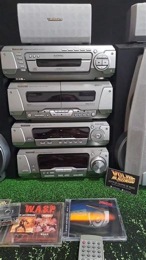 Volver Al Sonido on Instagram: "▶️Equipo Modular Technics SL EH790, Japonés Se va con su nuevo dueño a ARICA!!!!!!! ⛔️VENDIDO VALOR $750.000 Un prestiogioso equipo presentaba Technics a finales de los 90tas, equipo modular tamaño midi, que cuenta con bandeja de 5 CD, Doble Cassetera Full Logic, Procesador de Sonido con analizador de espectro, doble display, Radio amplificador, entrada Auxiliar y de Video, salida de Sub Woofer, Salida 5.1 y digital y un sin fin de cualidades de este legendario si