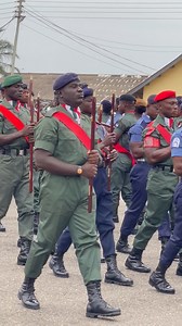 DISCIPLINE, UNITY, AND STRENGTH — GHANA ARMED FORCES INSTRUCTORS JOIN HANDS WITH SISTER SECURITY AGENCIES IN TODAY’S DRILLS. 💪🇬🇭 WHICH PART OF THE DRILL IMPRESSED YOU MOST? COMMENT BELOW 👇🏾 #topfansfollowers #TopFans #followersreelsfypシ゚viralシfypシ゚viralシalシ #followersreels #africa #ghana #ghanamilitary #viralvideochallenge #trendingreelsvideong | The Military News