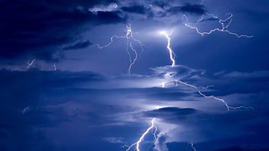 National Hurricane Center monitoring weather aimed at Florida