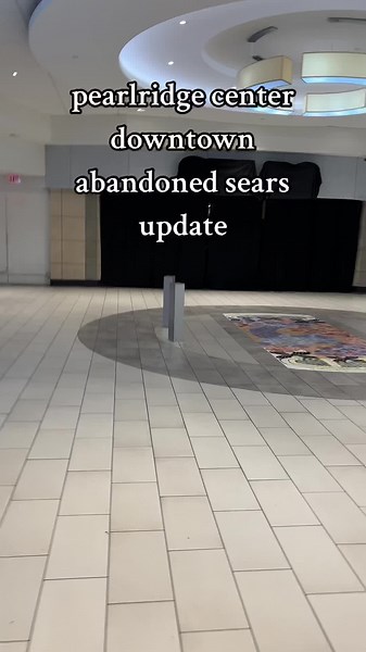 Exploring the Abandoned Sears at Pearlridge Mall