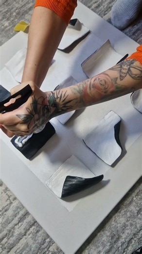 plaster sculpture #art #homedecor #diy #artscraft #painting #wallart #fyp #arttutorial #learntopaint