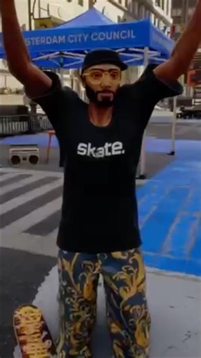 Grinding the red bridge #skate #gaming #shorts