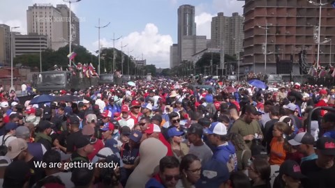 Venezuelan citizen militia takes to the streets as tensions with the US continue