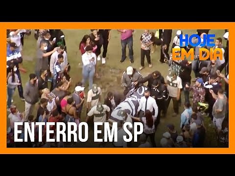 Corpo do MC Kevin é enterrado em São Paulo