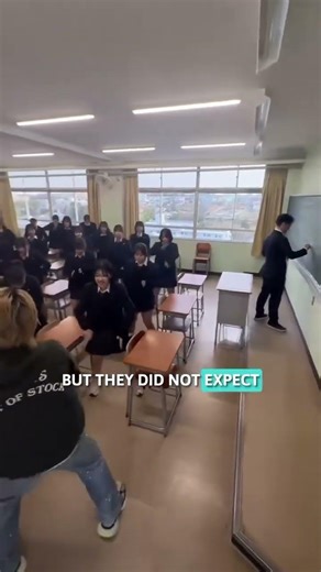 The WHOLE class started dancing with him