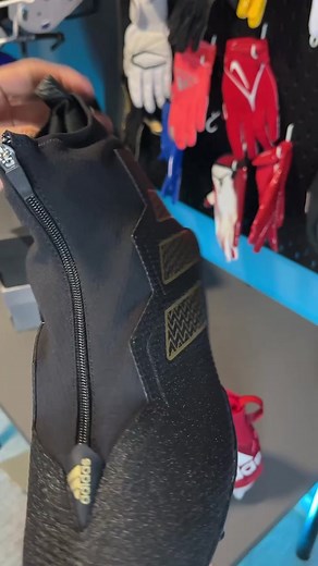 These are the best lineman cleats out right now 😳 #adidasfootball #nasty #adidasnasty #linemancleat #fyp #foryoupage