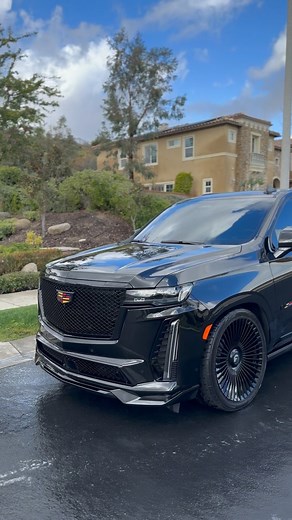 ⭐️ WE COME TO YOU ⭐️ | Cadillac Escalade V 🏁 | Instagram