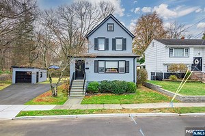 152 Washington Ave, Maywood, NJ 07607 - MLS 25004786 - Coldwell Banker