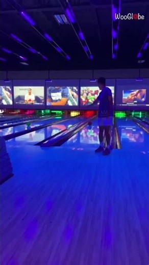 Bowling Legend Strikes Every Pin with Unusual Glide || WooGlobe
