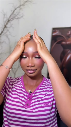 robyn (@robynartist)’s videos with original sound - robyn