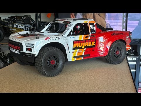 Arrma Mojave 4s unboxing and street run🤩