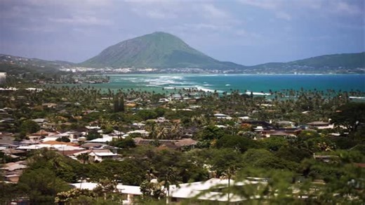 The story behind Maui’s hook, our squad vibing in NYC, fresh fits in a hot sec, and a dance-off? This ep’s more stacked than a Sunday brunch plate, fr fr 💅🏽 🙌🏽 📺 This Saturday at 10am on TV2 | Fresh