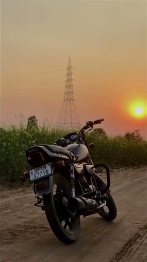 #song #ekmotahathighumechala #music #lekemerikalikalicardarling #love #haryanvisong #splendarlover