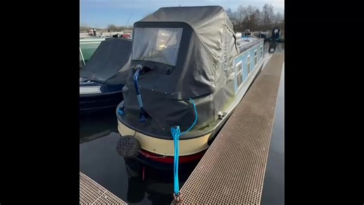Introducing Moonflower, a charming and compact 35ft cruiser stern narrowboat built in 1986 by Avon Marine. She is now for sale at Great Haywood Marina for £30,000. ✨ Beta Marine 25HP Engine & PRM Hydraulic Gearbox ✨ 1363 Engine Hours, Last Serviced 2023 ✨ Last Survey: October 2023 ✨ Last Blacking: April 2025 - Bitumen ✨ Boat Safety Certificate: Valid until June 2026 The rear cabin, or boatman’s cabin, offers flexible accommodation with a seating area that can also convert to a double bed, provid