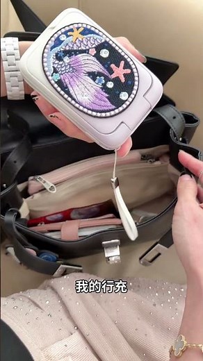 PUFII 頭層牛皮釦式造型包(送熊熊吊飾)