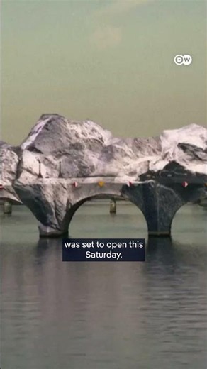 Just before opening: Strong winds damage Paris art installation