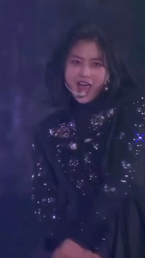 💥touchdown💥 #nayeon #jeongyeon #hiraimomo #sana #godjihyo #jihyo #mina #dahyun #chaeyoung #tzuyu #twice #moreandmore #moreandmoretwice #kpop #fyp