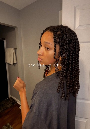 one of my goals it to have my hair grow down to my butt and be as long and voluminous as it can be. idk how long that’ll take but one of those steps I’ll take would be to incorporate low maintenance hair styles. i’ve been loving twist outs recently and can always trust that it’ll get the job done. i usually would use the Camille Rose Natural Almond Jai Butter and their Marshmellow Gel but today i wanted to try @The Doux Hair Care Bee Girl mousse. 🐝 my hair looks very shiny and i can’t wait to s