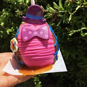 A Foodie's Guide to Eating Your Way Through Pixar Pier