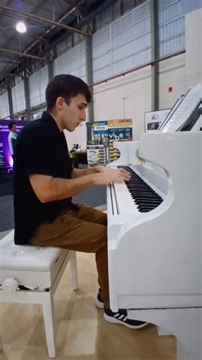 Blue Bossa - Piano Solo Version #piano