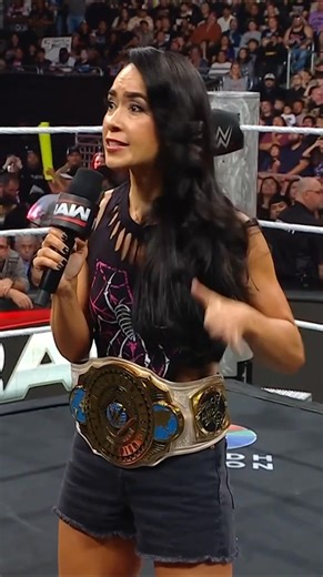 La luchadora favorita de tu luchadora favorita 🖤 | WWE Español