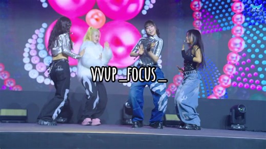 251230 서울콘 메가 인플루언 서 EDM 파티 행사 걸그룹 비비 업 VVUP 축하공연 House Party Performance Fan Cam #vvupofficial #seoulcon2025 #kpop #yearendparty #houseparty @vvup_official