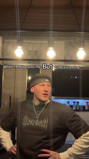 luca_giunta_ (@lucaa_giunta_)’s video of me when he texts me