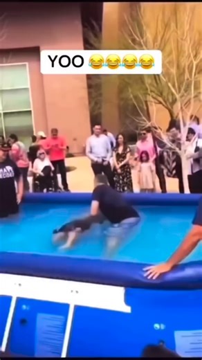 Splou Yorkcity on Instagram: "Na she gotta be dipped back 😂😂😂😂 #explore #reels #comedytherapywithsplou #fyp #splou"