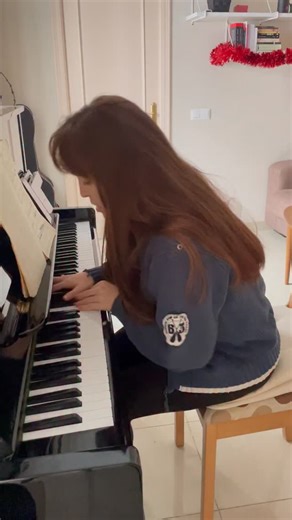 😂😍 3 more classical pianists playing Beethoven! 🔥 I am on my way to imitate 50 pianists before the end of the year. Only two left… LET’S GOOOO! Which pianist should be next? 👇 Get to know today’s legends: 🎹 FAZIL SAY: A child prodigy who became one of Turkey’s most celebrated pianists and composers. Say is known for his fiery temperament, virtuosic technique, and daring interpretations. He is a musician who mixes tradition with a contemporary, rebellious spirit. His playing leaves no one in