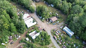 History of abandoned home with 300 classic cars & tragic reason it's up for sale