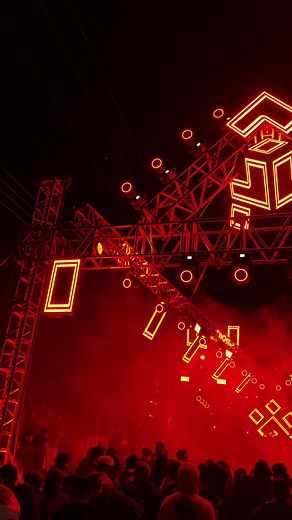 Bailes con Sonideros: Efectos de Luz y Ritmo