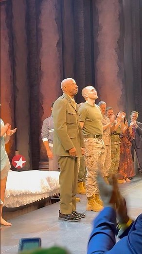Denzel Washington, Jake Gyllenhaal & OTHELLO Broadway Cast take opening night bow at curtain call