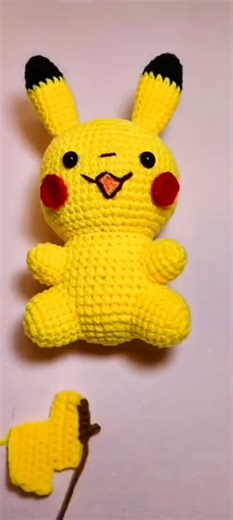 Lovely Pikachu 🥰 #pikachu #pokemon #pokemonfan #pokemoncommunity #pokemoncollector #crochet #crocheting #crochetlove #crochetaddict #handmade #handcrafted #handmadegifts #foryou #toygift #gift #knitting #tutorial #amigurumi #plushtoy | Crochet World