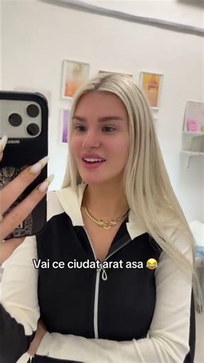 What does Andreea BLD look like without eyelashes?